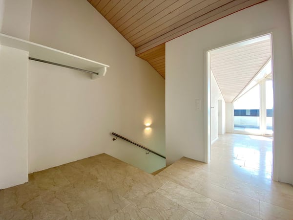 DIE GELEGENHEIT - 1.5-Zi- Maisonette mit SEESICHT 9