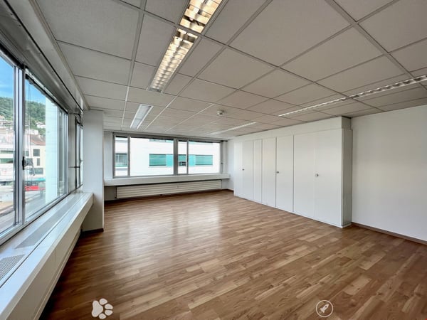 *GELEGENHEIT* diverse neu sanierte Büroräume von 14 - 40m2 4