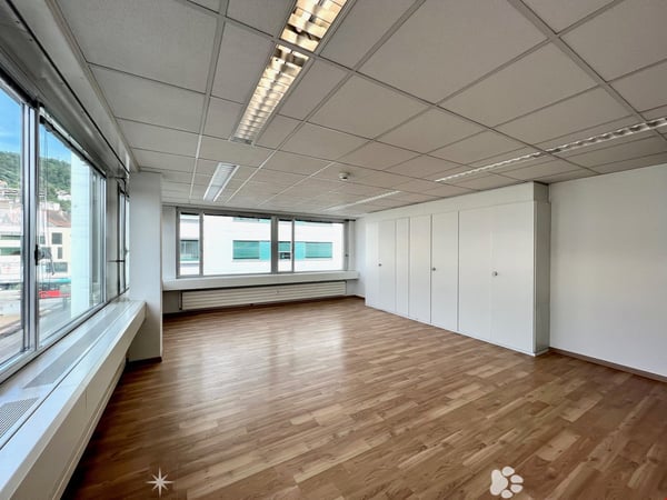 *GELEGENHEIT* diverse neu sanierte Büroräume von 14 - 40m2 4