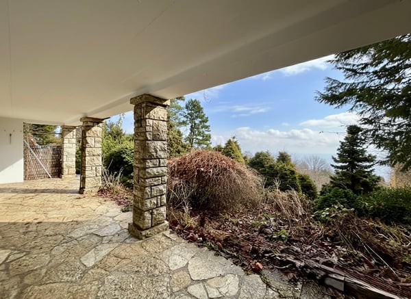 TOP sanierte 2.5-Zimmerwohnung mit Gartensirzplatz 9