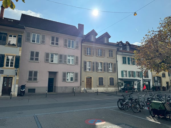 Charmante 1-Zimmer-Dachwohnung in Nidau 19