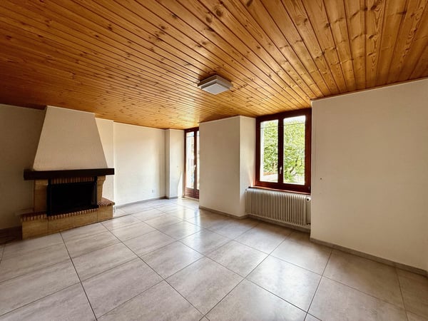 Immeuble d'habitation avec 5 appartements 4