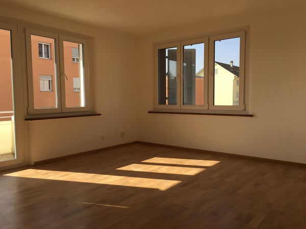 3.5-Zimmerwohnung im 1.OG nahe Bahnhof 3
