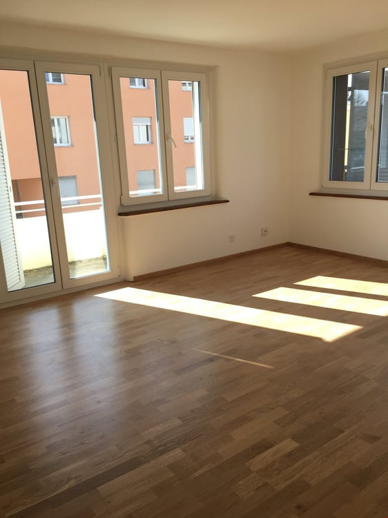 3.5-Zimmerwohnung im 1.OG nahe Bahnhof 4