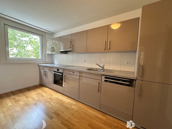 Moderne 2.5 Zimmerwohnungen an zentraler Lage 1