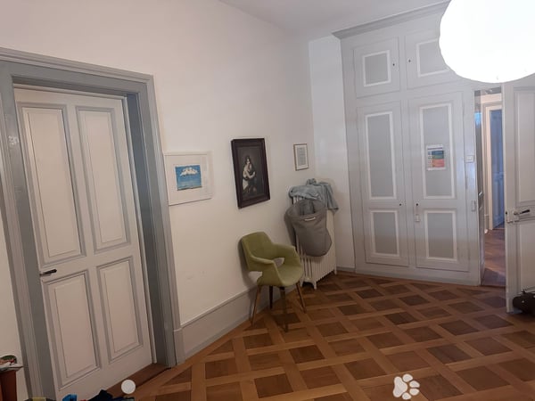 Stillvolle 3.5-Zimmer-Altbauwohnung im Herzen von Biel - direkt bei der Einkaufsmeile 3