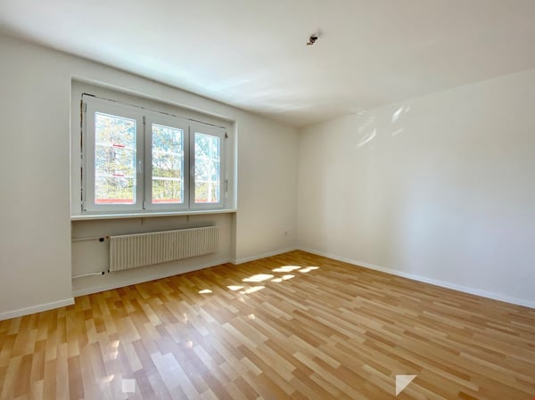 2 -Zimmerwohnung im 1. OG mit Balkon 6