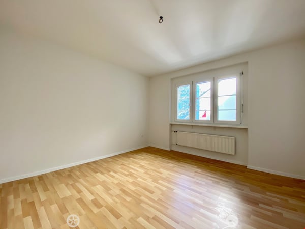 2 -Zimmerwohnung im 1. OG mit Balkon 7