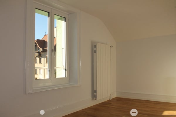 ALPENPANORAMA inklusive - top renovierte 2.5-Zimmerwohnung mit Galerie 4