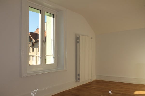 ALPENPANORAMA inklusive - top renovierte 2.5-Zimmerwohnung mit Galerie 4