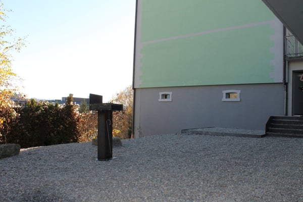 ALPENPANORAMA inklusive - top renovierte 2.5-Zimmerwohnung mit Galerie 9
