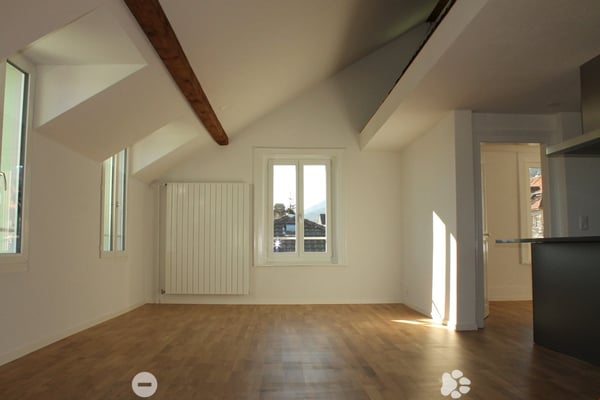 ALPENPANORAMA inklusive - top renovierte 2.5-Zimmerwohnung mit Galerie 5