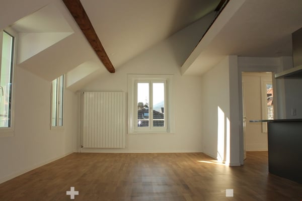 ALPENPANORAMA inklusive - top renovierte 2.5-Zimmerwohnung mit Galerie 5