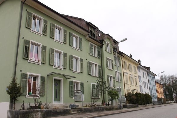 Grosszügige 2.5-Zimmerwohnung Altbau, ca. 85m2 mit grossem Balkon 3