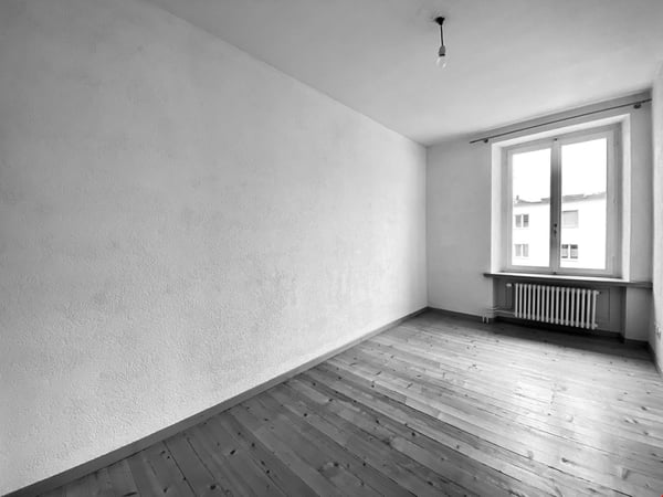 Grosszügige 2.5-Zimmerwohnung Altbau, ca. 85m2 mit grossem Balkon 7