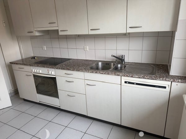 Charmante 4-Zimmer-Wohnung nahe Bielersee 2