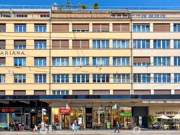 Grosse renovierte 2-Zwg im Zentrum an der Bahnhofstrasse in Biel 1