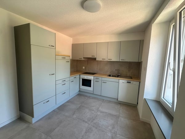 Appartement lumineux de 3.5 pièces avec grand balcon à Moutier 4