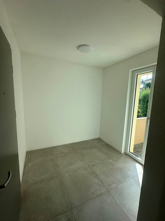 Appartement lumineux de 3.5 pièces avec grand balcon à Moutier 7