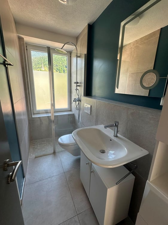 Appartement lumineux de 3.5 pièces avec grand balcon à Moutier 9