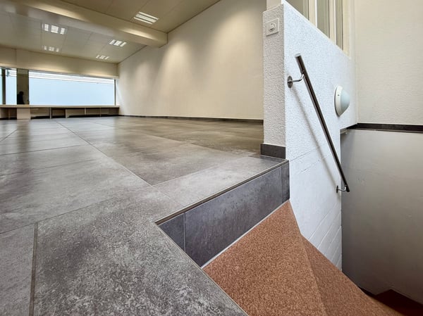 Stilvolle Gewerbefläche in Biel-Mett – ideal für Beauty, Praxis oder Büro 8