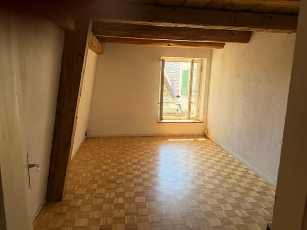 Grosszügige und charmante 3.5-Zimmerwohnung im Stadtzentrum 6