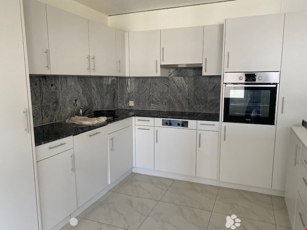 4.5-Zwg im 3. Stock mit Balkon in Stadtzentrum 2