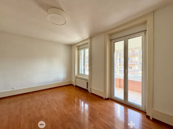 Grosszügige 2.5-Zimmer-Wohnung mit 100 m² und Wintergarten-Charakter 5