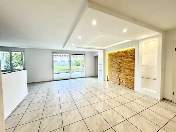 Schöne 1.5 Zimmer Gartenwohnung 1