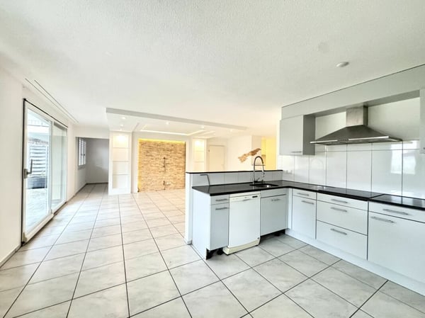 Schöne 1.5 Zimmer Gartenwohnung 3