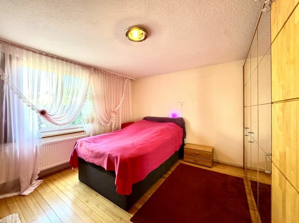Familienfreundliches Doppeleinfamilienhaus an ruhiger Wohnlage 18