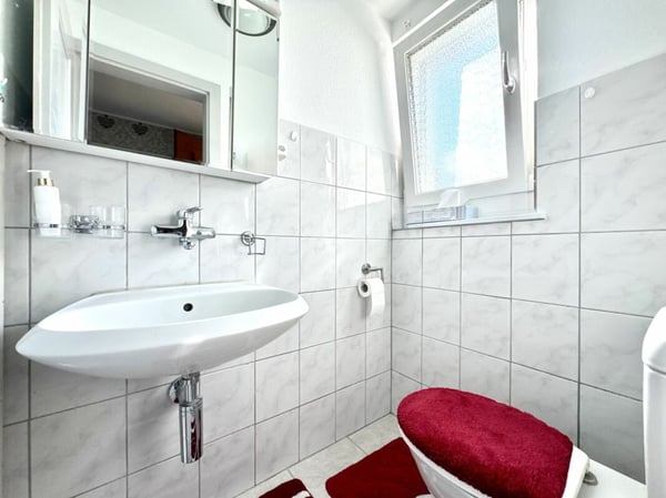Familienfreundliches Doppeleinfamilienhaus an ruhiger Wohnlage 10
