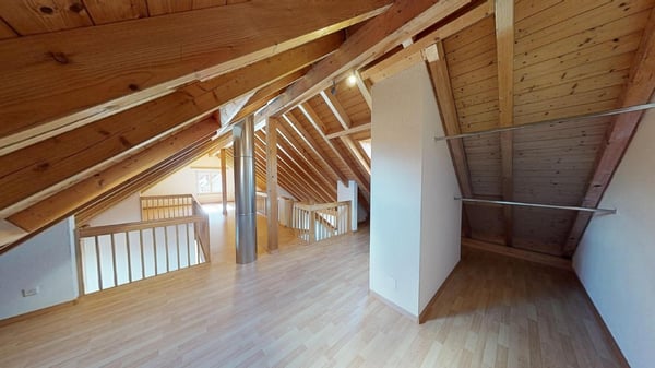 Charmante 4.5-Zimmer-Dachwohnung in Schüpfen – ab Oktober 2026 verfügbar 9