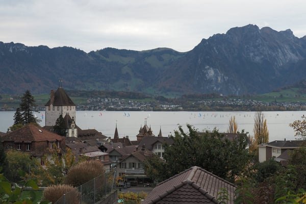 Charmante 4.5-Zimmer-Wohnung mit Seesicht in Oberhofen am Thunersee 3