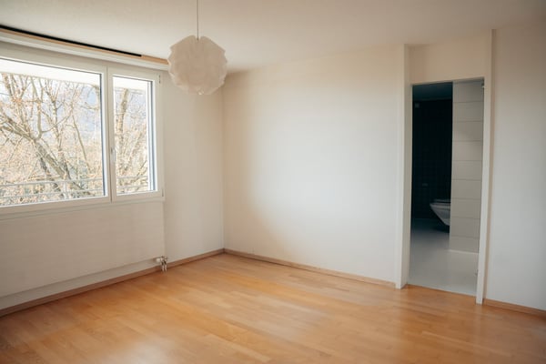 Moderne 4.5-Zimmer-Attikawohnung mit Cheminée in Thun 22
