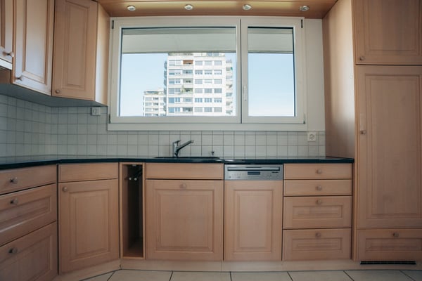 Moderne 4.5-Zimmer-Attikawohnung mit Cheminée in Thun 8