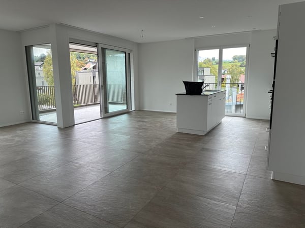 Moderne 4-Zimmer-Neubauwohnung mit Balkon und schöner Aussicht in Uetendorf 10