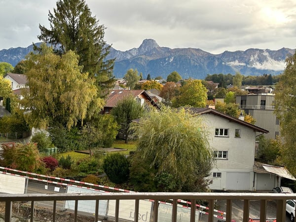 Moderne 4-Zimmer-Neubauwohnung mit Balkon und schöner Aussicht in Uetendorf 5
