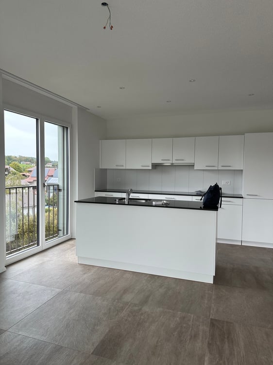 Moderne 4-Zimmer-Neubauwohnung mit Balkon und schöner Aussicht in Uetendorf 6