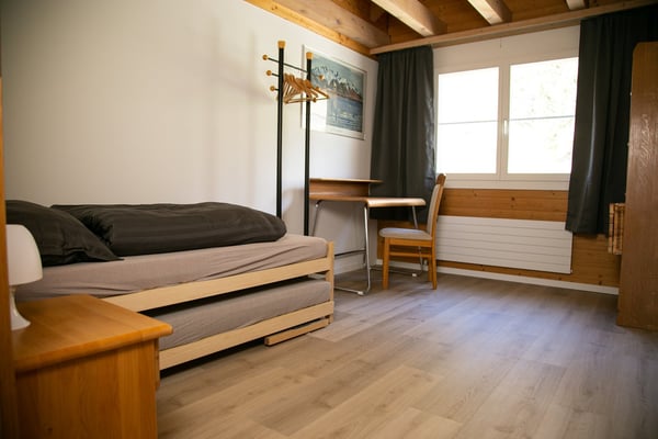 Gemütliche 3-Zimmer-Dachwohnung mit Balkon in Goldiwil b. Thun 6