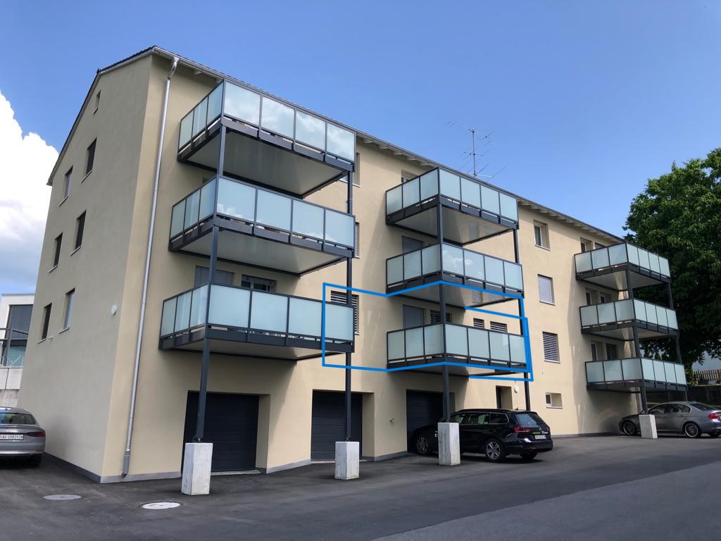 Bild Moderne 4.5-Zimmer-Wohnung mit grossem Balkon in Menziken