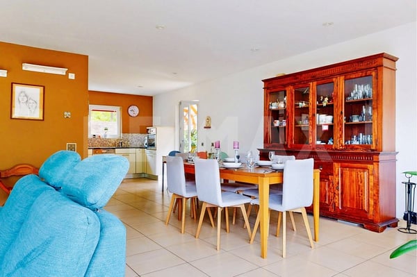 Casa unifamiliare con giardino 4