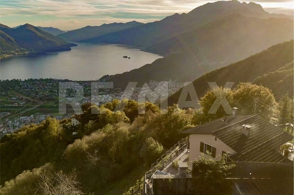 Eleganza alpina con vista unica 1