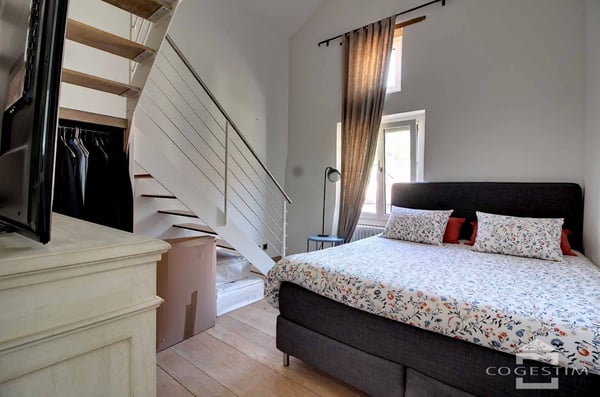 Maison de charme et authentique du 17ème siècle au cur du bourg avec jardin et terrasse 7