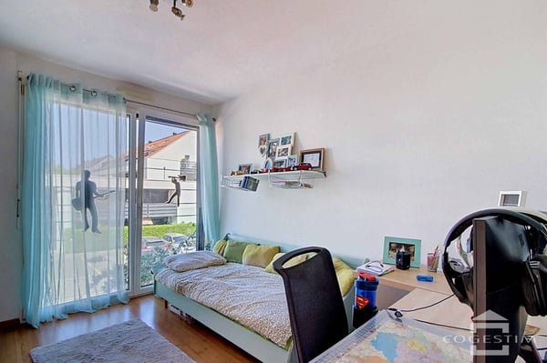 Maison mitoyenne située dans le quartier de Mauvernay 9