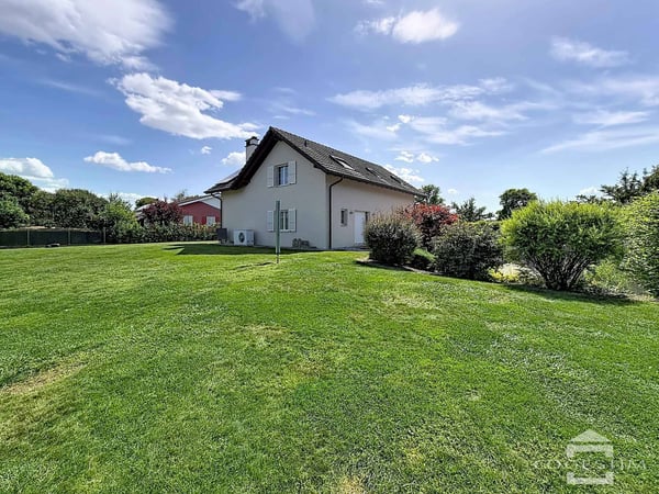 Villa individuelle de 5.5 pièces avec piscine 5
