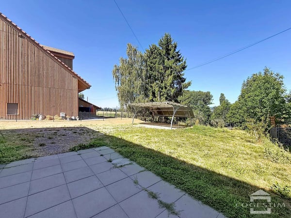 Maison villageoise rénovée 13