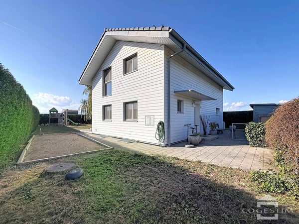 Villa familiale de 5.5 pièces avec terrasse et jardin 13