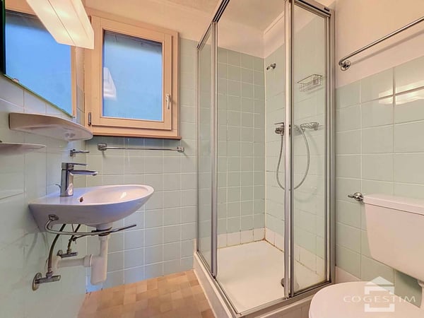 Charmant chalet 4.5 pièces avec vue dégagée 9
