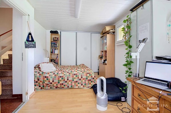 Dans un cadre serein et verdoyant charmante maison individuelle à deux pas du centre-ville 7